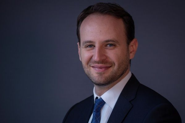 The opportunity for networking in France is more closed