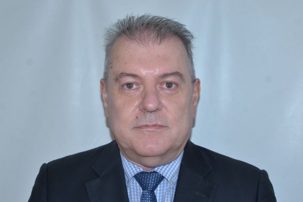 Желая да съм успешен, да имам истински приятели, на които да разчитам