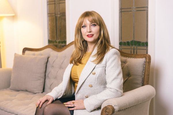 Свързвам компании, търсещи инвестиции или продажба, с подходящи инвеститори